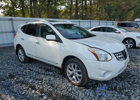 2013 Nissan Rogue S z USA, uszkodzony, nr VIN JN8AS5MV7DW650081